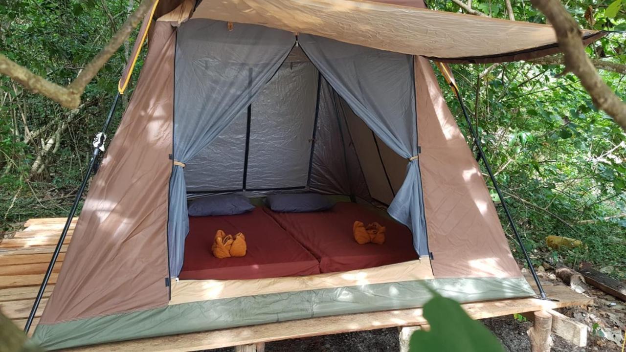 Hotel Crusoe Koh Takiev Island Koh Ta Kiev Exterior foto