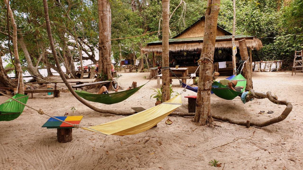 Hotel Crusoe Koh Takiev Island Koh Ta Kiev Exterior foto